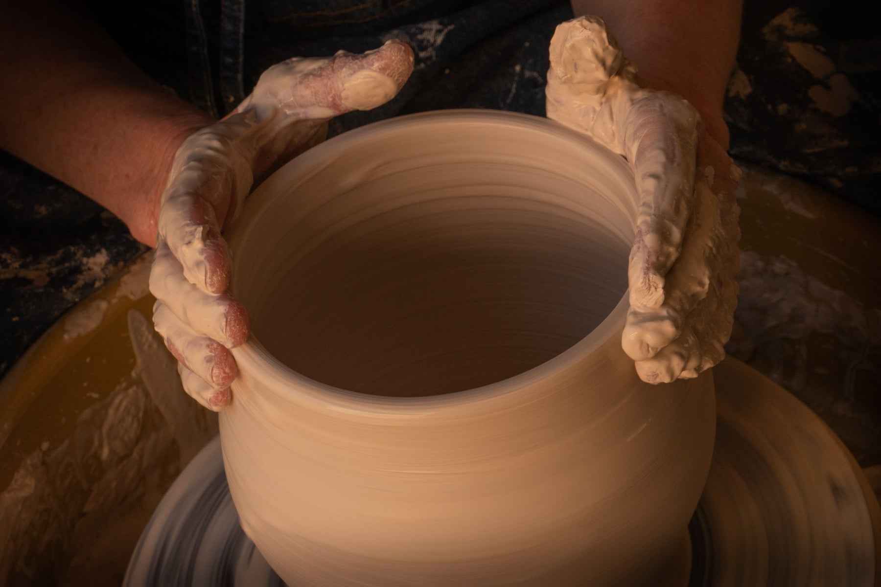 Clay Water Pot - Best Way to Filter Your Water in 2022